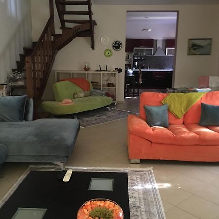 Vacation Home In Gjiri I Lalezit, Lalez, Дуррес Екстер'єр фото